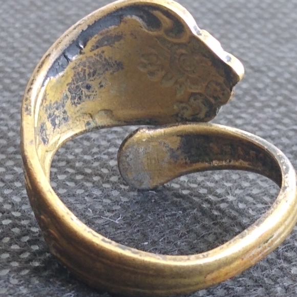 VTG Estate Rogers Oneida LTD Silver Spoon Ring - Picture 2 of 7